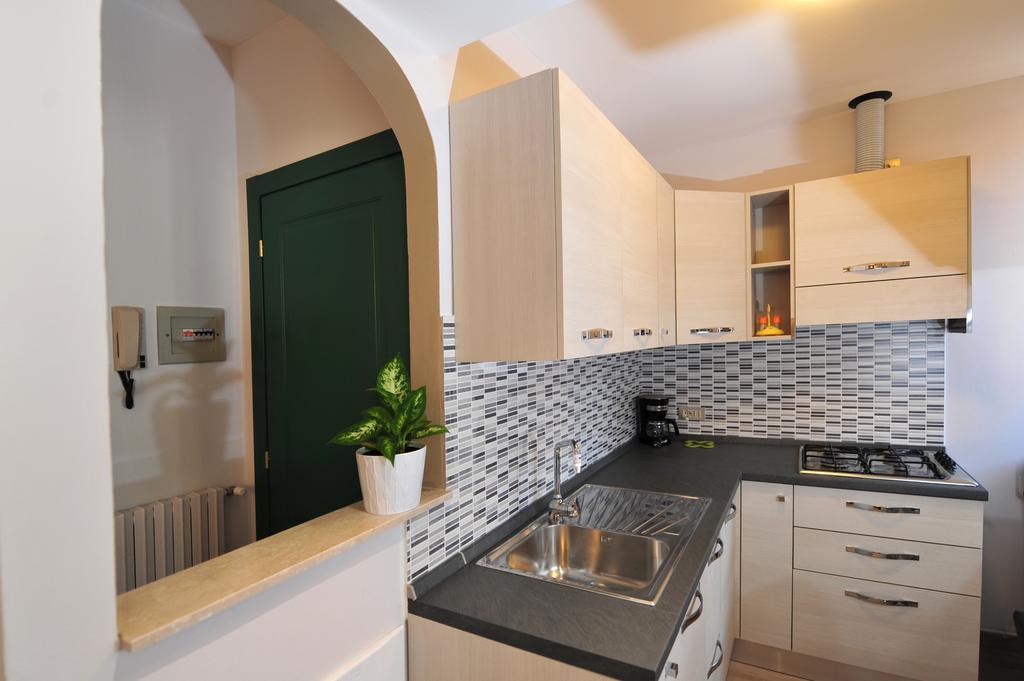 Appartement Casabb à Toscolano Maderno Extérieur photo
